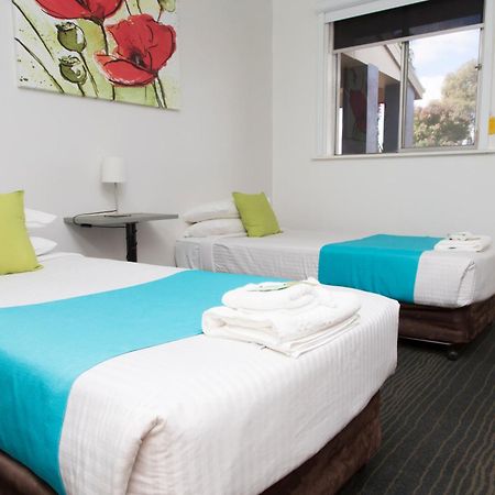 A Line Motel Griffith Room photo