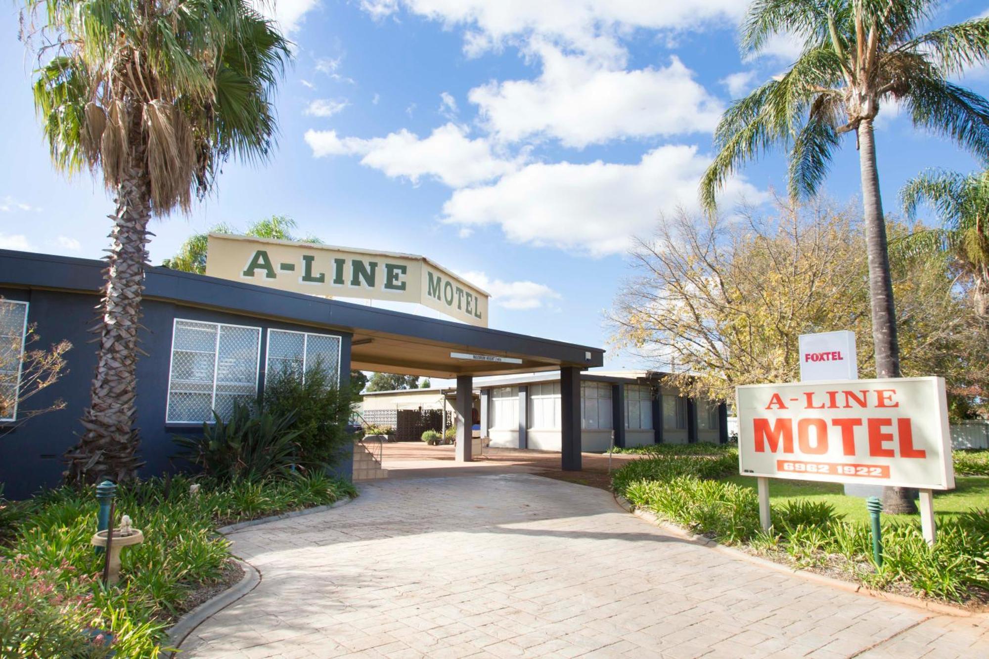 A Line Motel Griffith Exterior photo